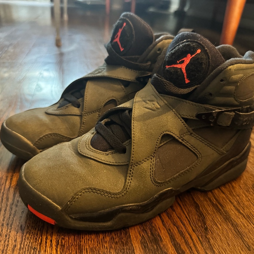 Air Jordan 8 Retro “Take Flight”